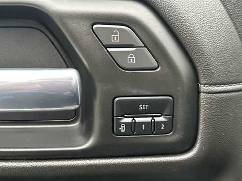 Certified 2021 Chevrolet Silverado 1500 LTZ image 30