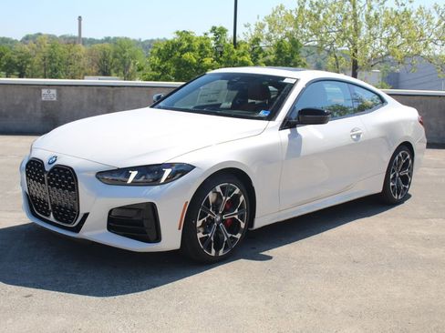 New 2026 BMW 430i xDrive Coupe w/ M Sport Package AWD/4WD image 4