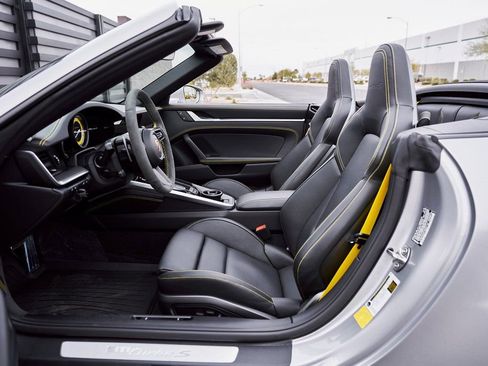 Used 2025 Porsche 911 Turbo S image 29