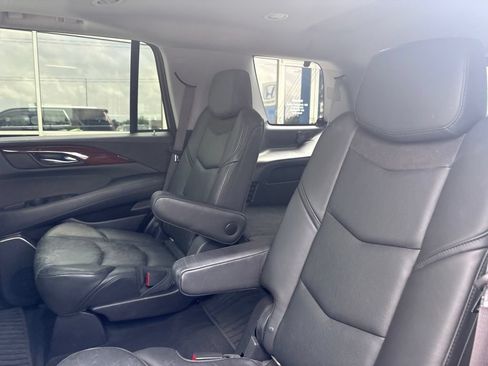 Used 2015 Cadillac Escalade Premium AWD/4WD image 41