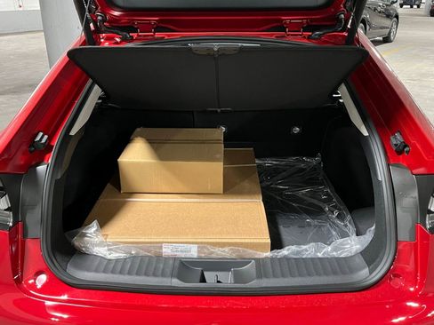 New 2026 Toyota Prius Plug-In Hybrid FWD image 9