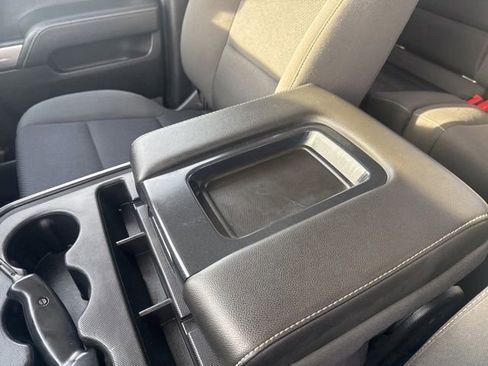 Used 2018 Chevrolet Silverado 1500 LT w/ All Star Edition image 17