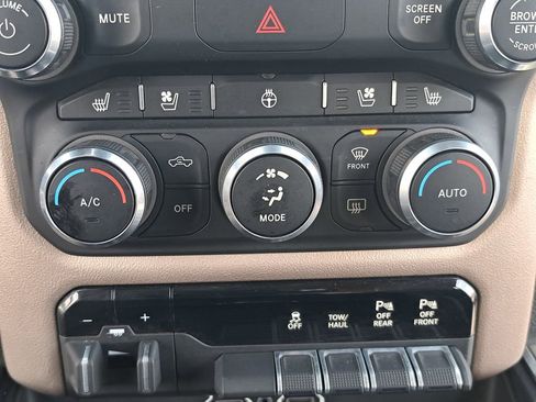 Certified 2021 RAM 1500 Laramie image 23