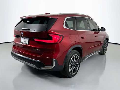 New 2026 BMW X1 xDrive28i w/ Convenience Package AWD/4WD image 5