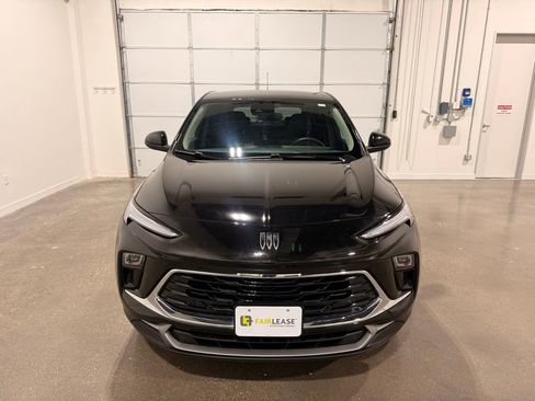 Used 2025 Buick Encore GX Preferred FWD image 2