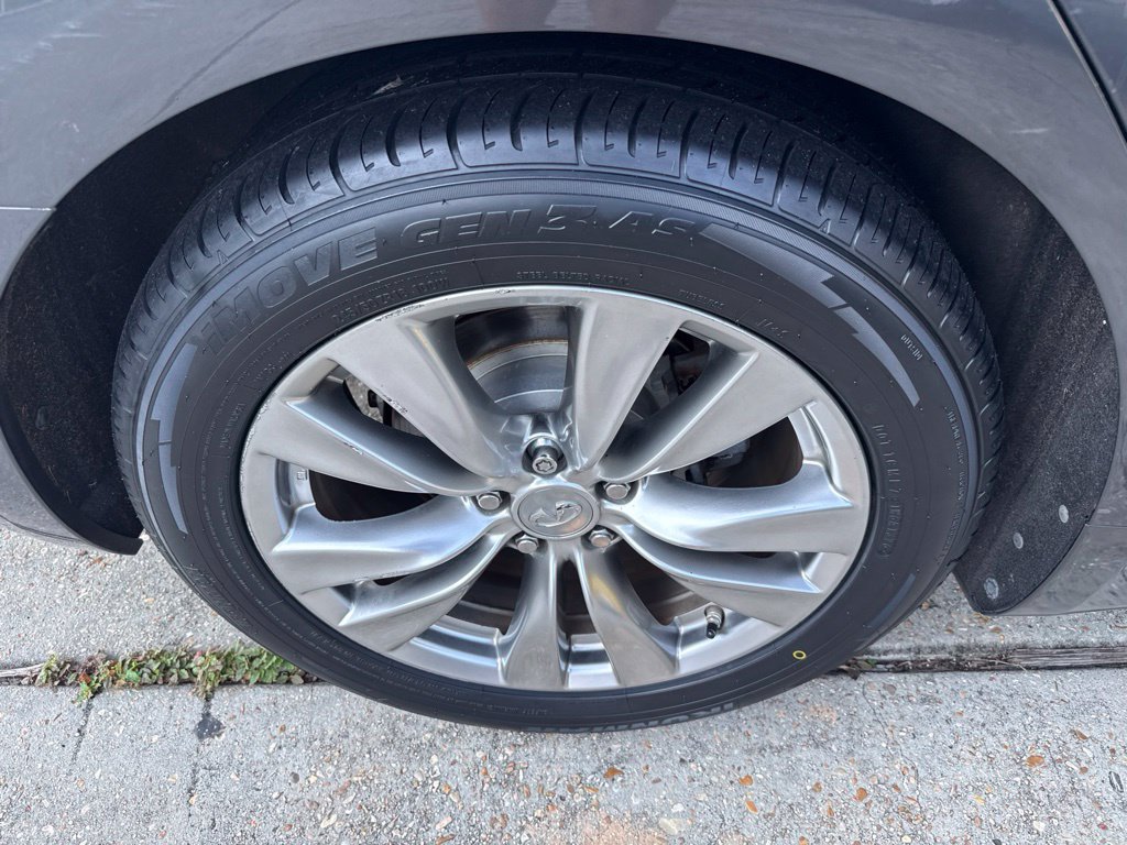 Used 2013 INFINITI M37 w/ Premium Pkg RWD image 29