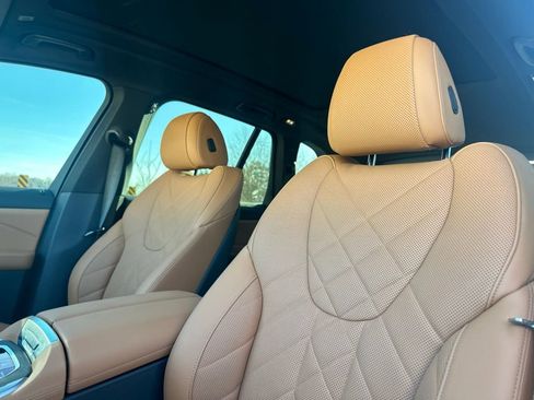 Certified 2024 BMW X5 xDrive40i w/ Premium Package image 16