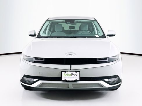 Used 2024 Hyundai Ioniq 5 SEL image 2