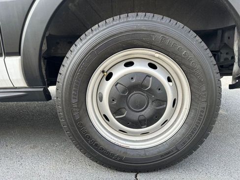 Used 2020 Ford Transit 150 XL image 10