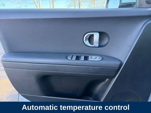 Used 2024 Hyundai Ioniq 5 SE image 12