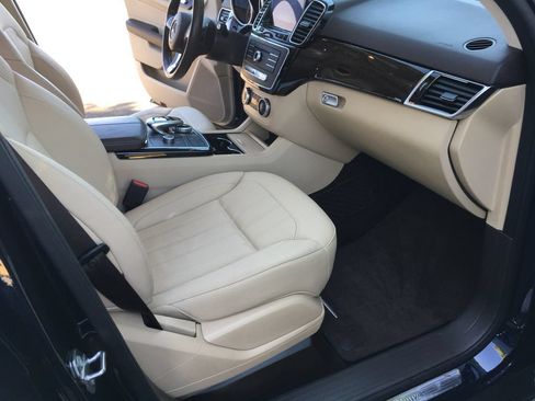 Used 2018 Mercedes-Benz GLE 350 4MATIC image 31