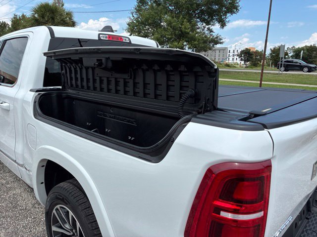 Used 2025 RAM 1500 Limited AWD/4WD image 14