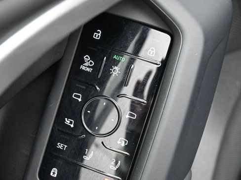 Certified 2025 Audi Q5 Premium Plus w/ Premium Plus image 12