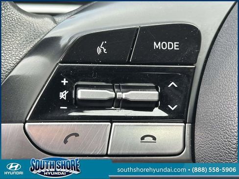 Certified 2023 Hyundai Elantra SEL w/ Winter Weather Package image 21