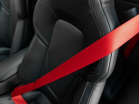 Certified 2025 Porsche 911 Carrera T RWD image 16