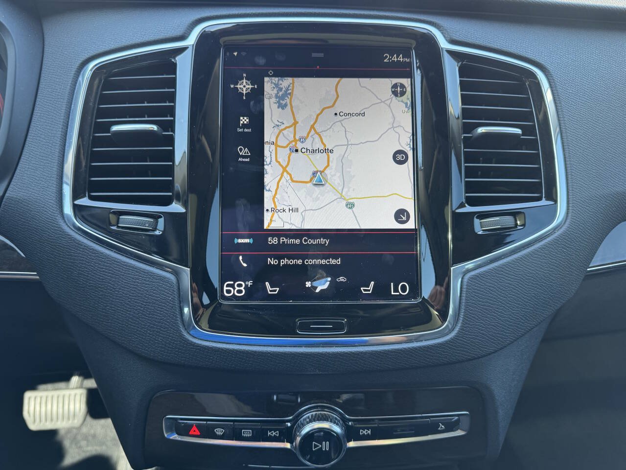 Used 2017 Volvo XC90 T6 Momentum AWD/4WD image 15