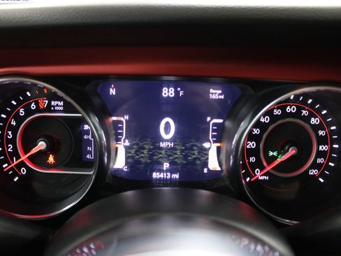 Used 2022 Jeep Gladiator Rubicon w/ Cold Weather Group AWD/4WD image 29