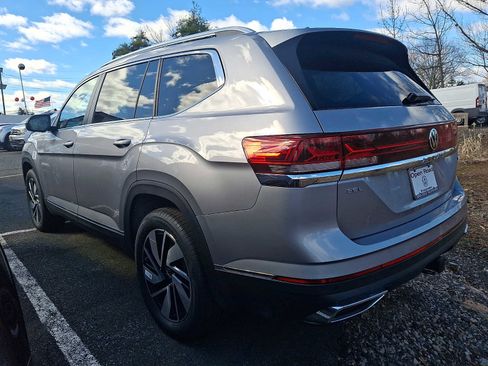 New 2026 Volkswagen Atlas SEL image 5