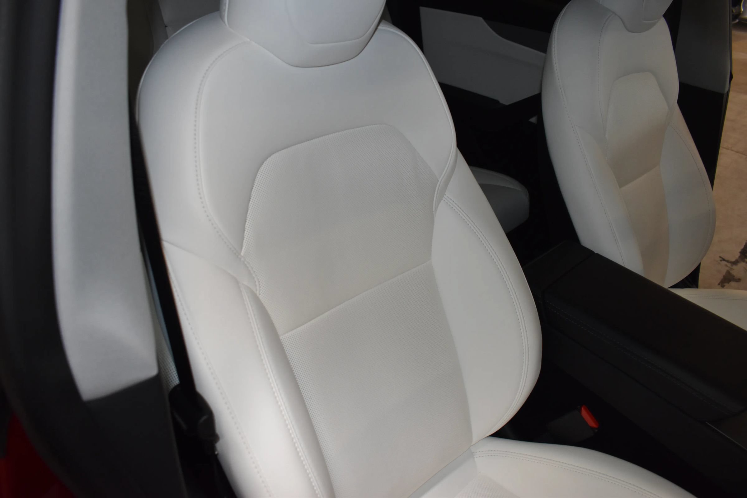 Used 2026 Tesla Model Y Long Range RWD image 15