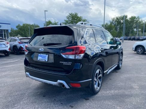 Used 2024 Subaru Forester Touring AWD/4WD image 7