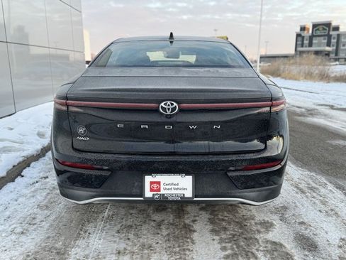 Certified 2023 Toyota Crown XLE w/ Carpet Mat Package (TMS) image 38