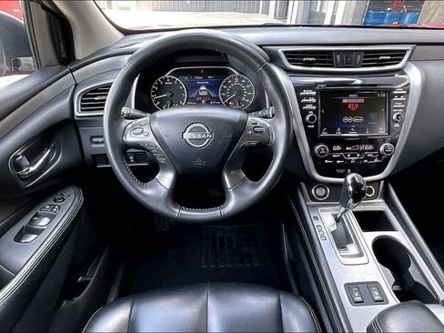 Used 2023 Nissan Murano SV FWD image 5
