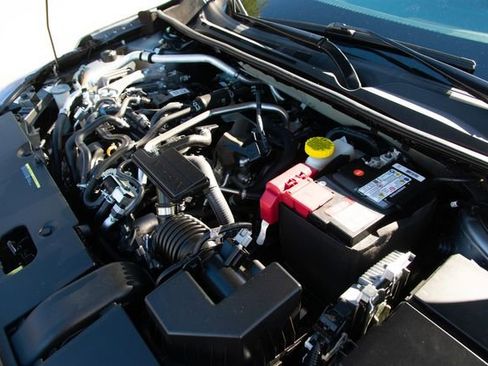 Used 2022 Nissan Sentra SV image 32