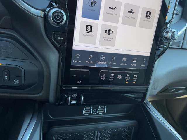 New 2026 RAM 3500 Laramie AWD/4WD image 36