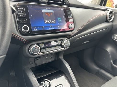 Used 2024 Nissan Versa SR image 43