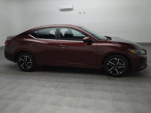 Used 2024 Nissan Sentra SV FWD image 11