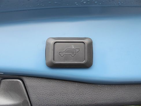 Used 2022 Toyota RAV4 XSE image 29