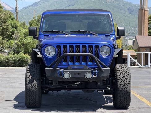 Used 2019 Jeep Wrangler Unlimited Sport S AWD/4WD image 2