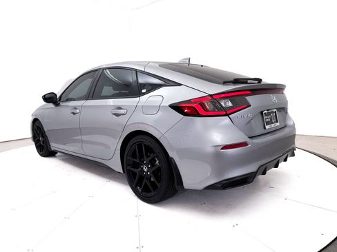 Used 2023 Honda Civic Sport image 13