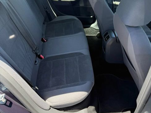 Used 2009 Volkswagen Jetta S FWD image 12