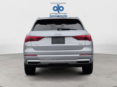 Used 2022 Audi Q3 2.0T Premium Plus w/ Premium Plus Package image 9