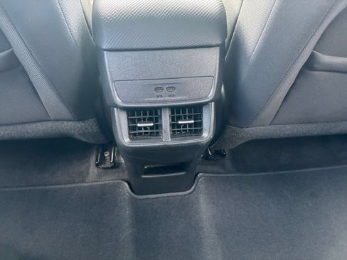 Used 2025 Chevrolet Equinox LT FWD image 21