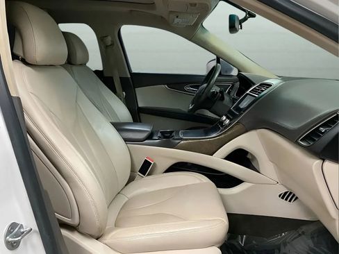 Used 2016 Lincoln MKX Select w/ Select Plus Package FWD image 14