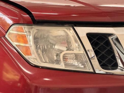 Used 2019 Nissan Frontier SV RWD image 6