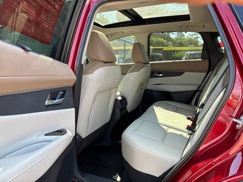 Certified 2025 Nissan Murano Platinum w/ Cargo Package AWD/4WD image 24