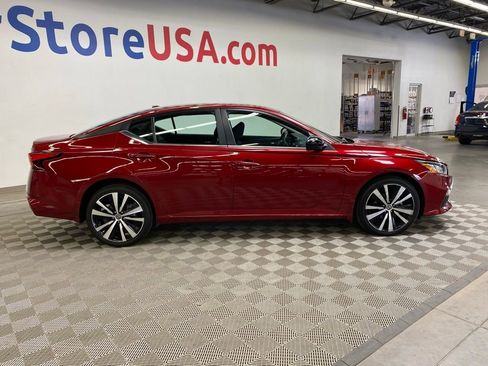 Used 2022 Nissan Altima 2.5 SR AWD/4WD image 12