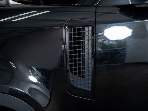 Used 2025 Land Rover Defender 110 S AWD/4WD image 21