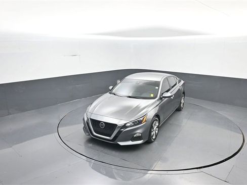 Used 2022 Nissan Altima 2.5 S image 22