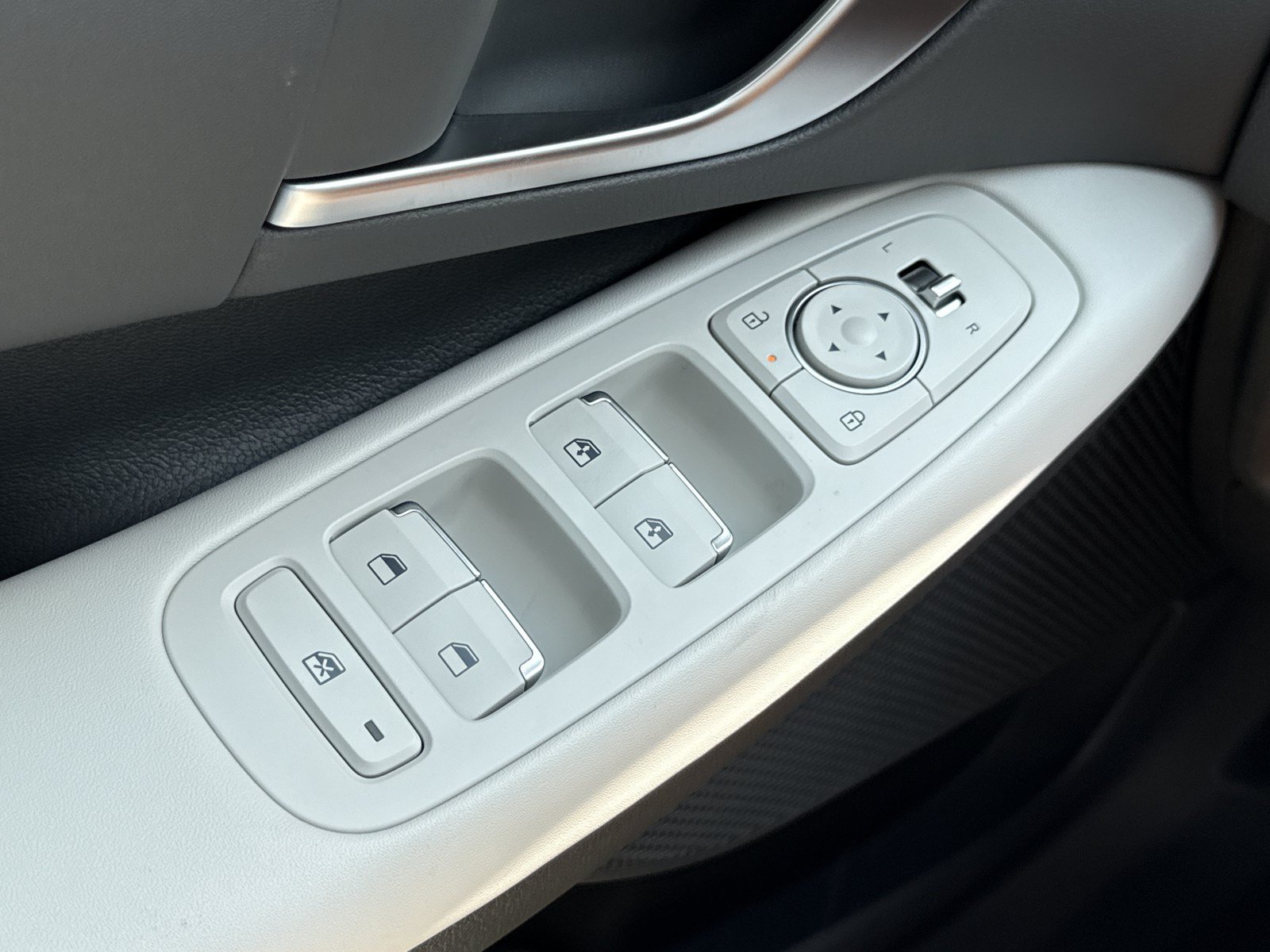 New 2026 Hyundai Sonata SEL FWD image 15