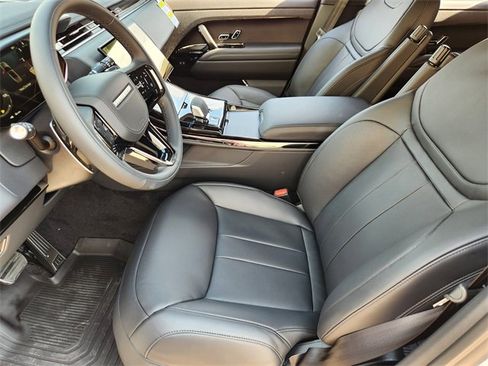New 2025 Land Rover Range Rover Sport Dynamic SE image 9
