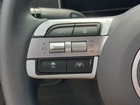 New 2026 Hyundai Tucson SE image 24