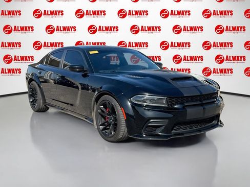 Used 2022 Dodge Charger SRT Hellcat w/ Harman/Kardon Audio Group RWD image 3