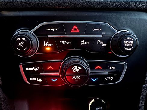 Used 2016 Dodge Charger SRT w/ Technology Group image 29