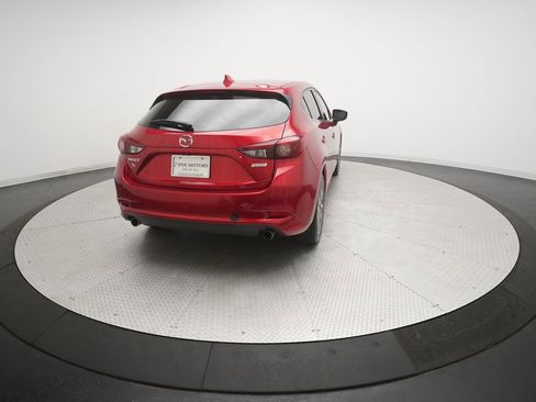 Used 2018 MAZDA MAZDA3 Grand Touring w/ Premium Equipment Package image 12