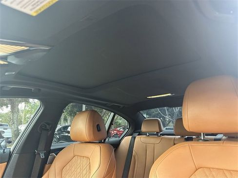 Used 2023 BMW 530e w/ M Sport Package image 16