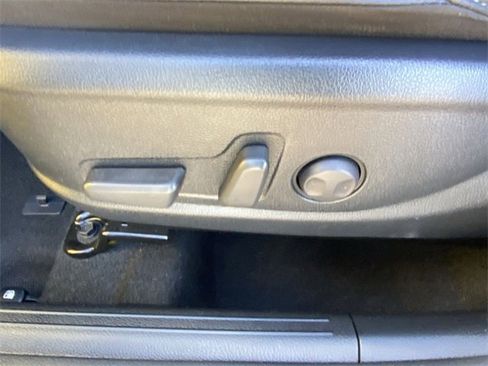 Used 2023 Kia Seltos SX image 21